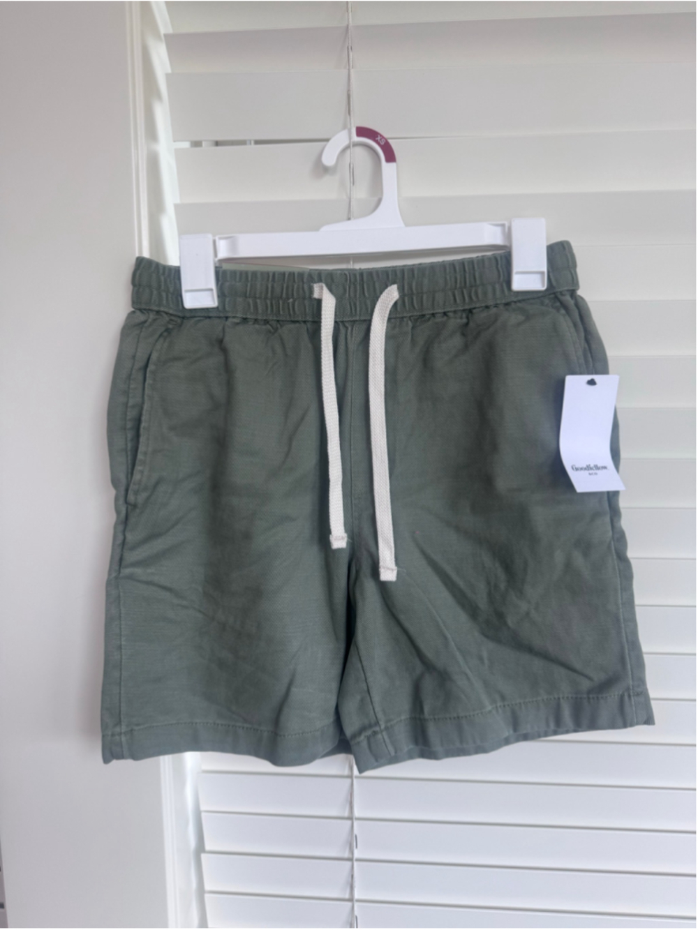Men's Goodfellow & Co Green Flat Front Pull-On Shorts XS
